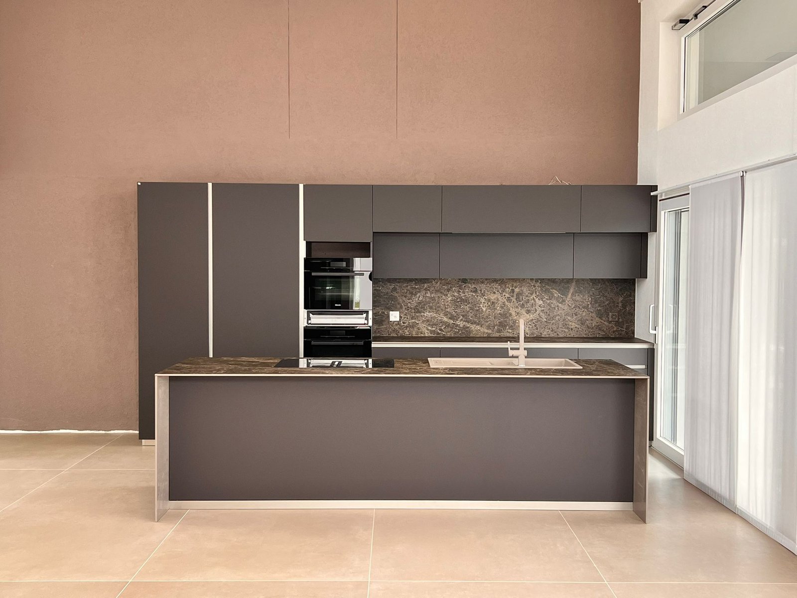 Cuisine moderne dans villa à Bulle